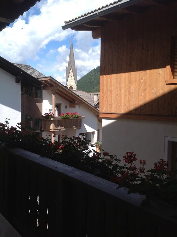 Garni Pineta Hotel San Martino in Badia Ruang foto