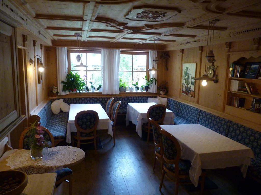 Garni Pineta Hotel San Martino in Badia Bagian luar foto