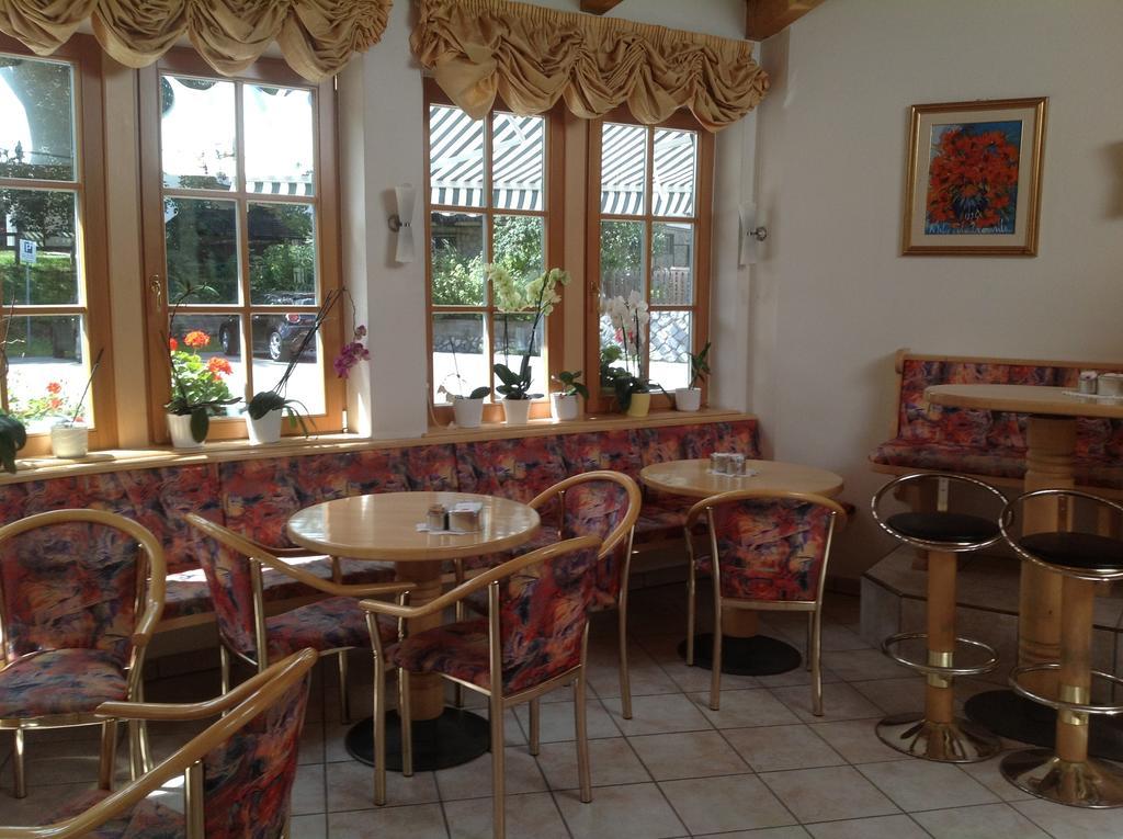 Garni Pineta Hotel San Martino in Badia Bagian luar foto